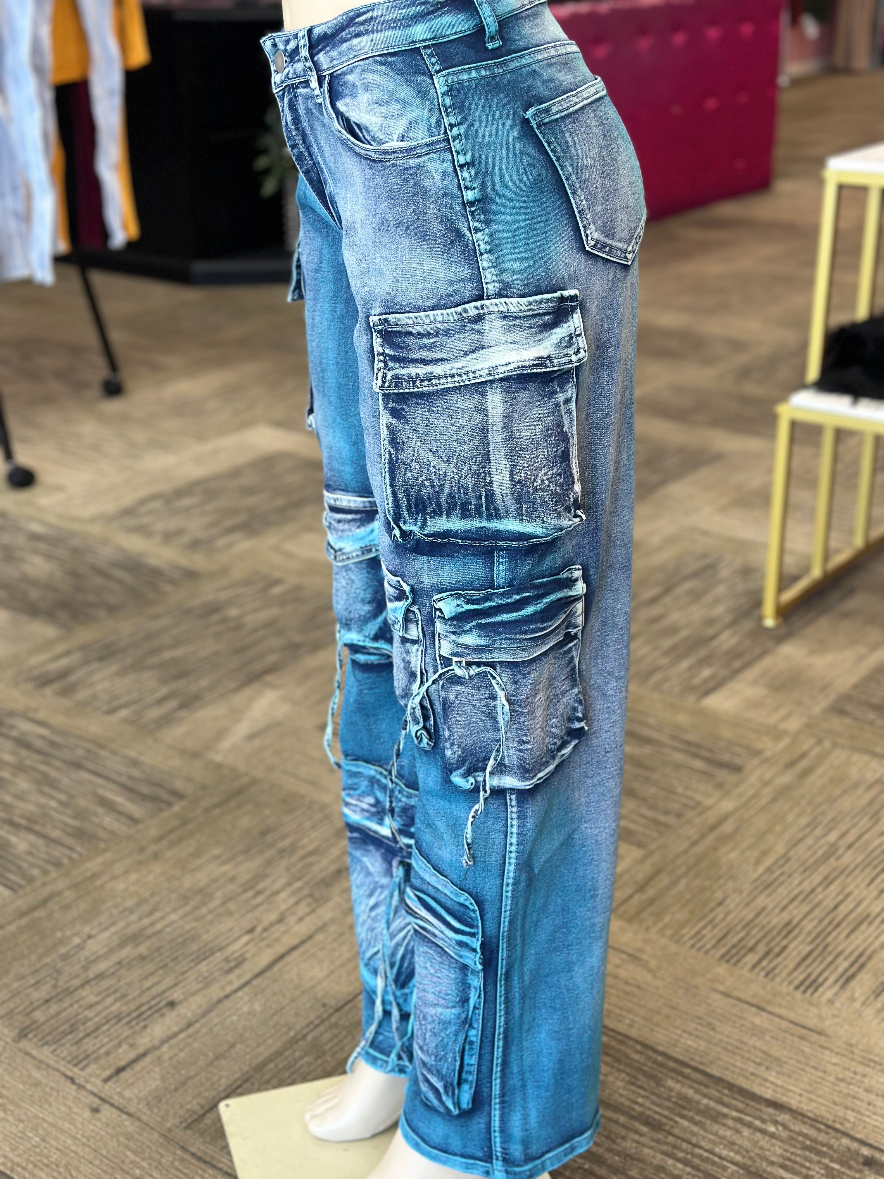 Multi Pockets Washed Cargo Jeans
